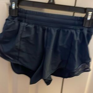 Lululemon Lined Shorts-Navy size 6 reg